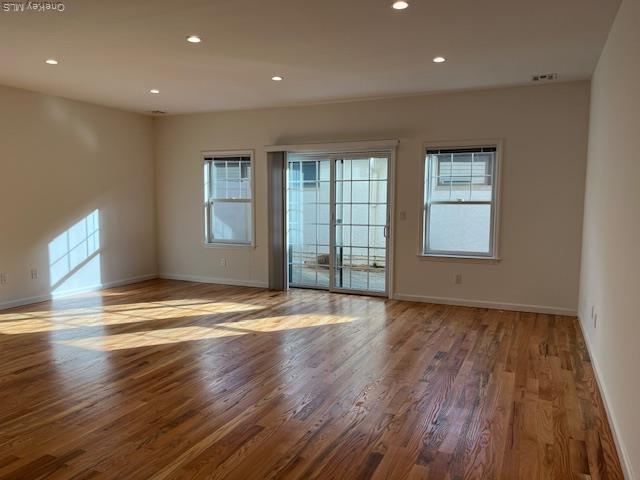 Building Photo - 50 Sintsink Dr E