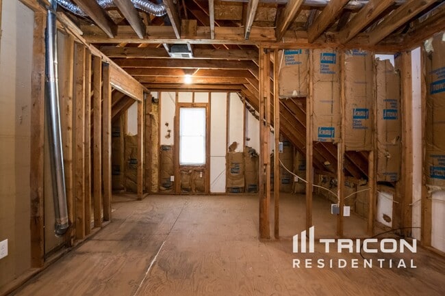 Building Photo - 1358 Chatley Way