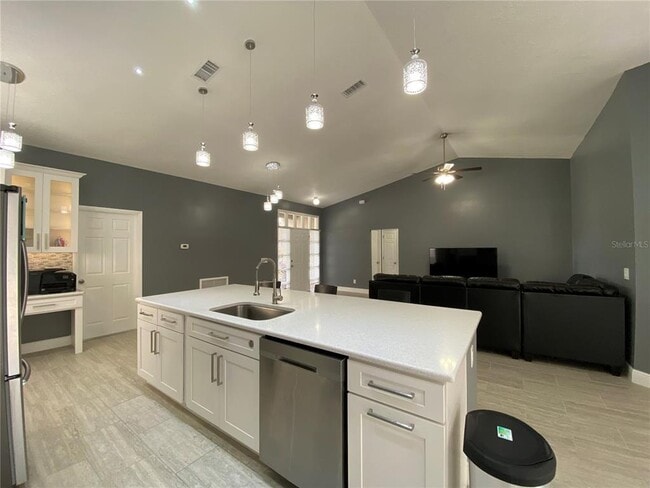 Building Photo - 1516 Crosswind Cir