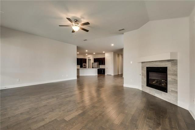 Building Photo - 1601 Primrose Pl