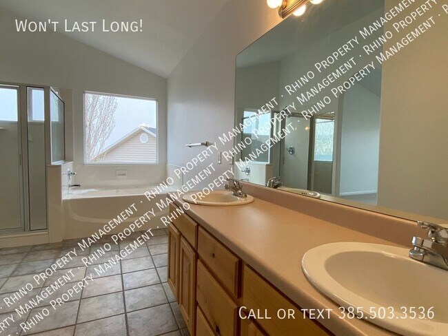 Building Photo - 3 Bed/3 Bath Duplex in Draper