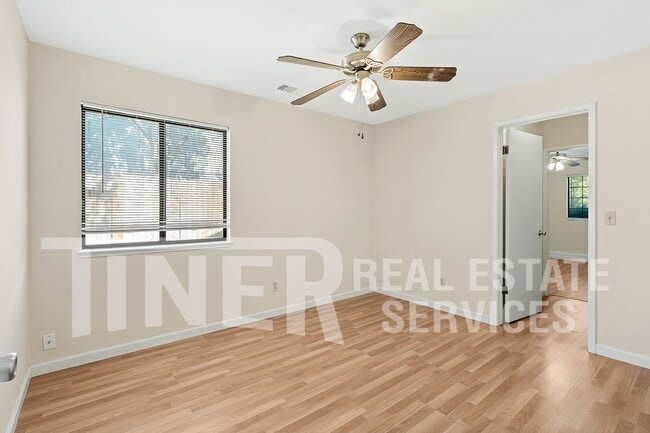 Building Photo - 8501 Yellowtail Way