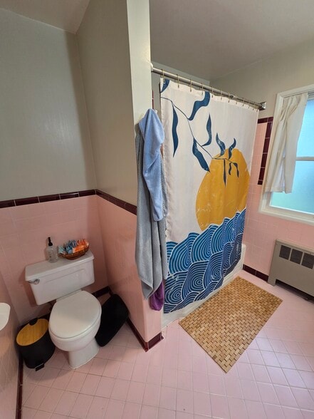 Building Photo - 3819 SE Francis St