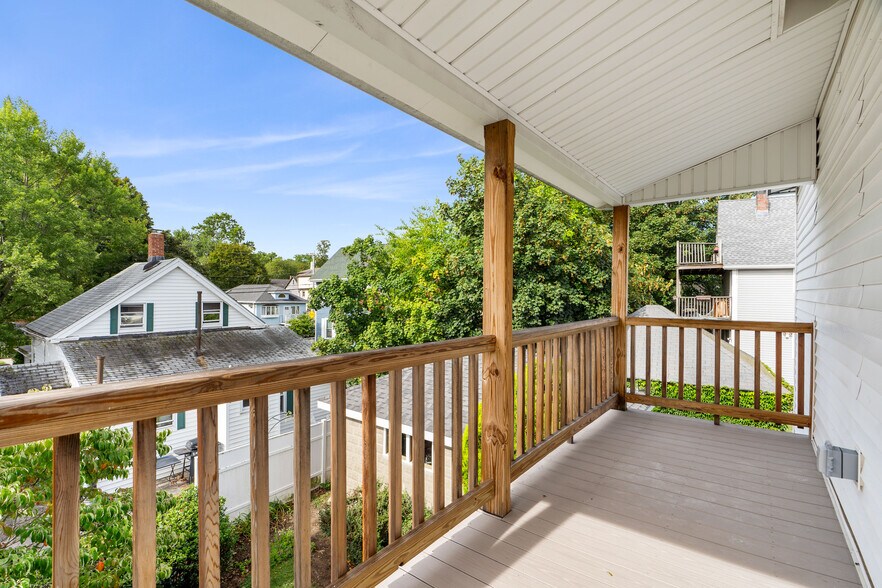 Building Photo - 46 Winter St