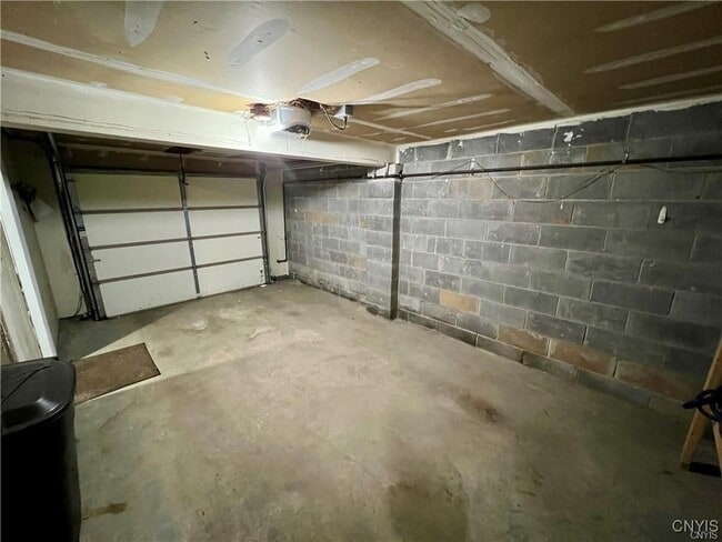 Building Photo - 4431 Heritage Dr