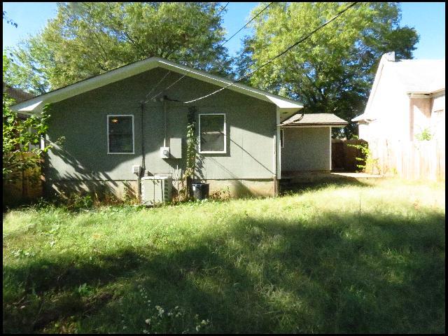 Building Photo - 1403 S Schiller St