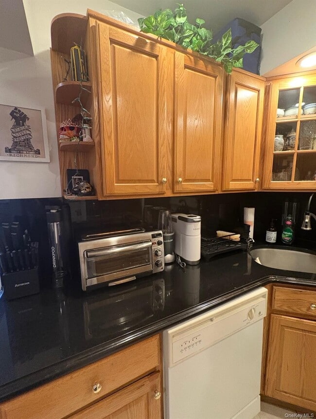 Building Photo - 55 Monroe Blvd