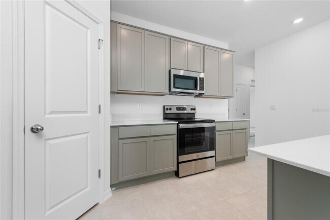 Building Photo - 338 Rustic Rail Dr