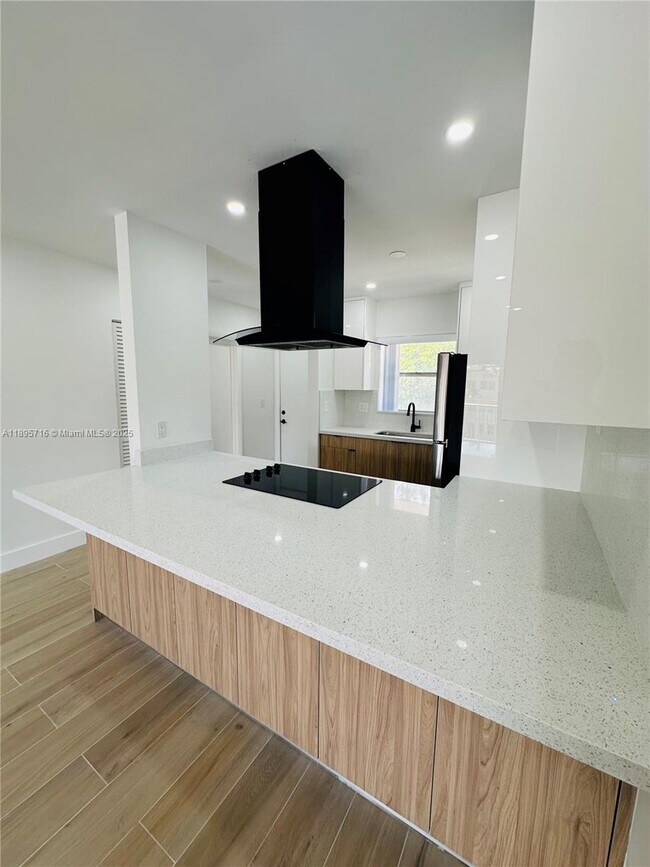 Building Photo - 7505 SW 82nd St