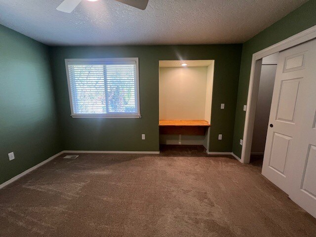 Building Photo - 3 Bed 2.5 Bath in Boise!