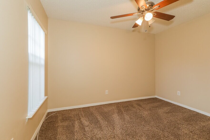 Building Photo - 7753 Highchair Ln
