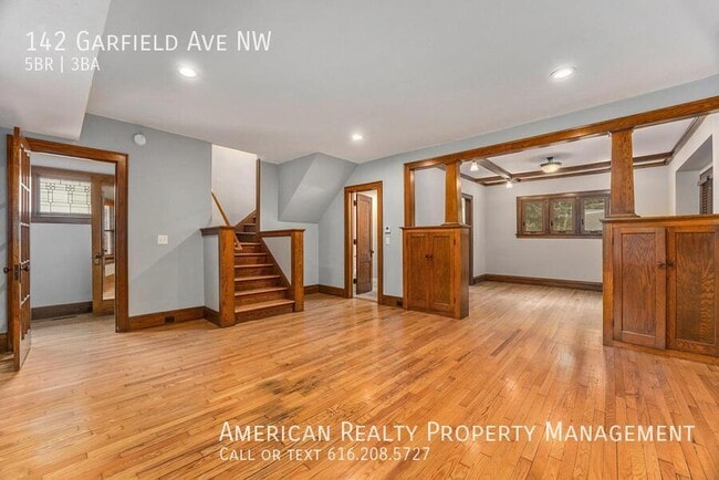 Building Photo - 142 Garfield Ave NW