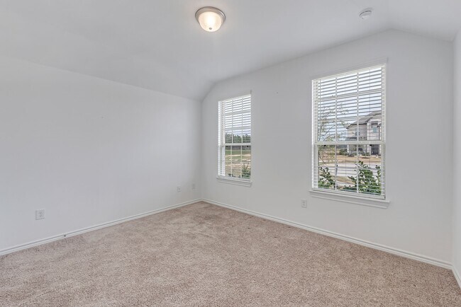 Building Photo - 15702 Rosemary Hl Ln