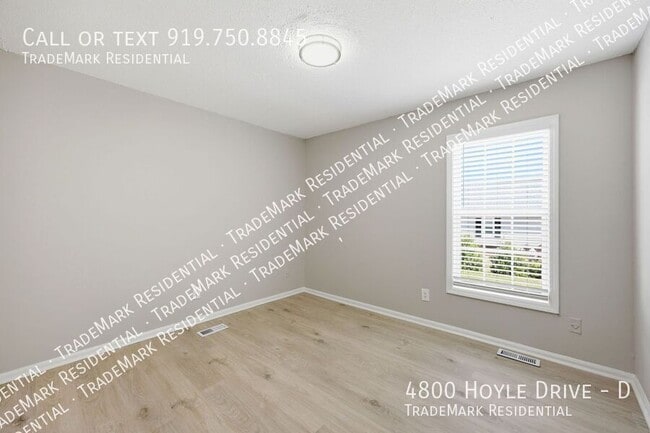 Building Photo - 4800 Hoyle Dr