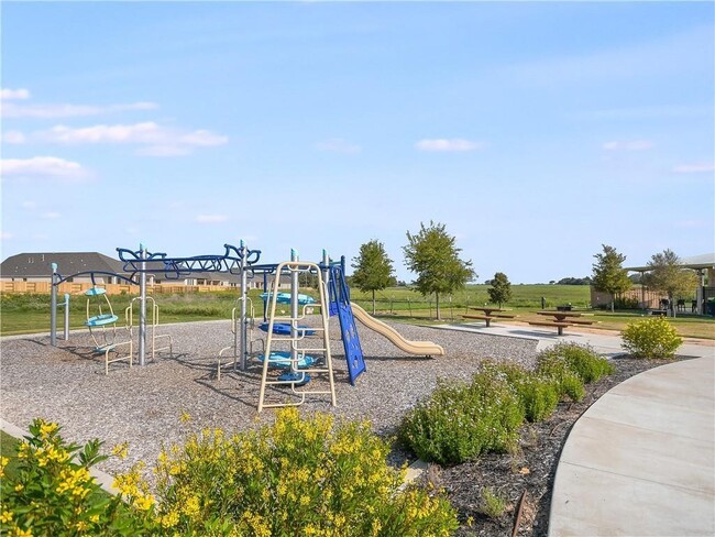 Building Photo - 123 Plumbago Loop