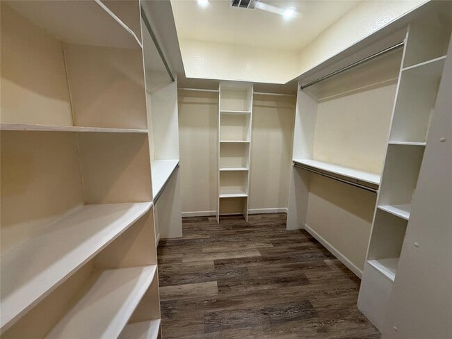 Building Photo - 975 State Hwy 95