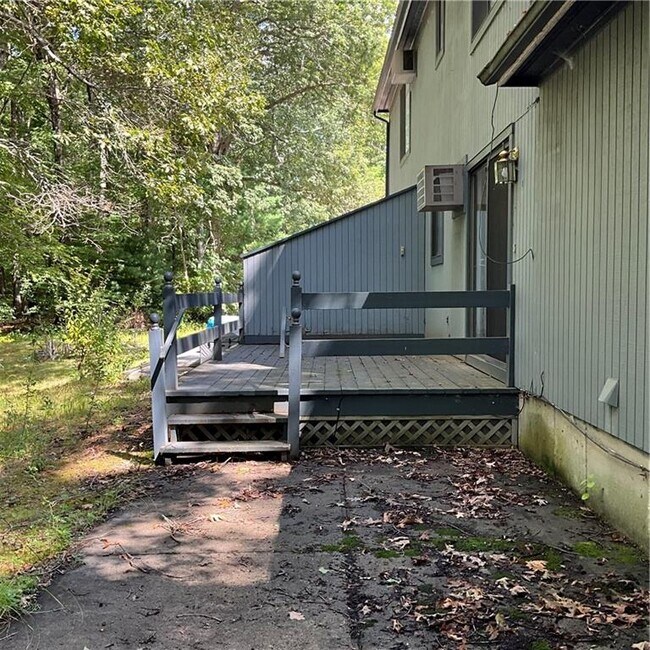 Building Photo - 49 Pheasant Run