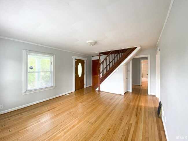 Building Photo - 108 E Cottage Grove Ave