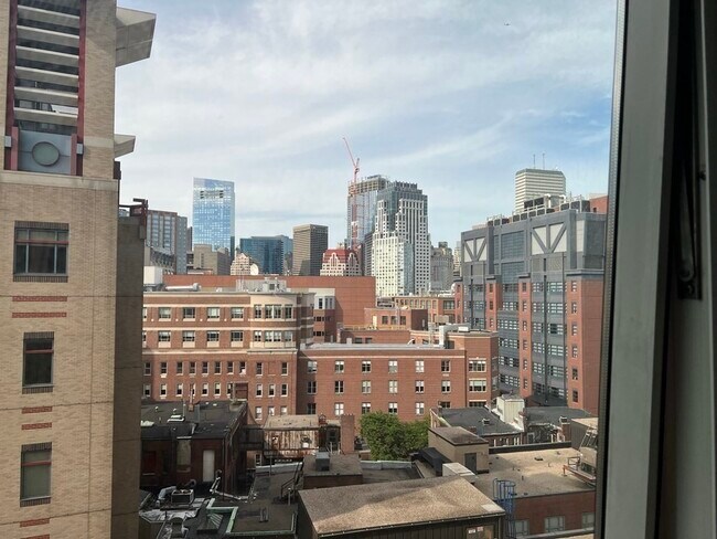 Building Photo - 1 Nassau St