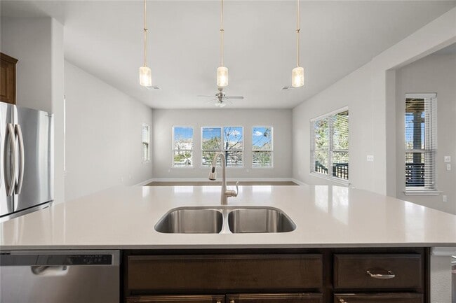 Building Photo - 7102 Cut Plains Trail