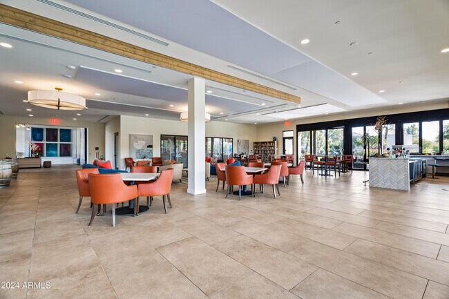 Building Photo - 7400 E Gainey Club Dr