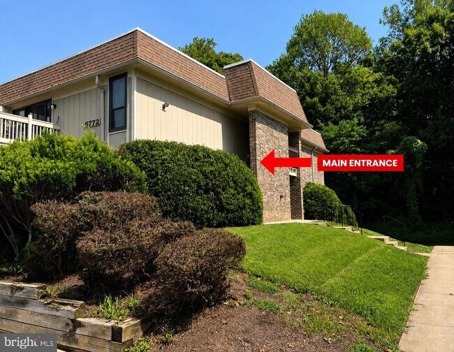 Building Photo - 5772 Rexford Ct