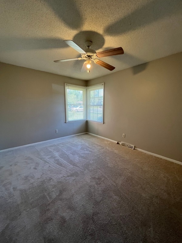 Building Photo - 4811 Malibu Dr