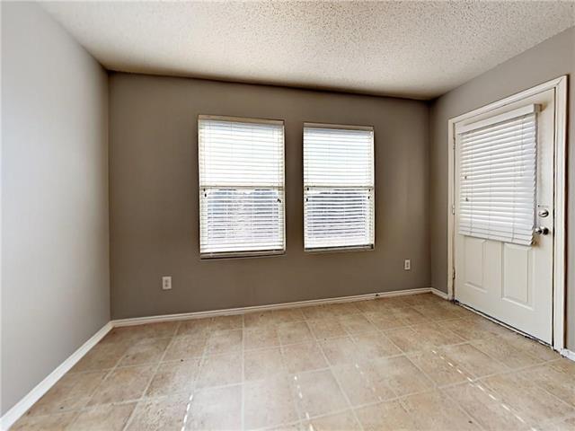 Building Photo - 9957 George Washington Dr