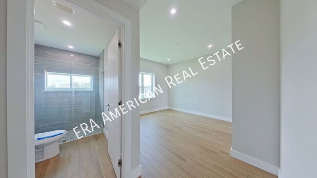 Building Photo - 5487 Cimmeron Ct