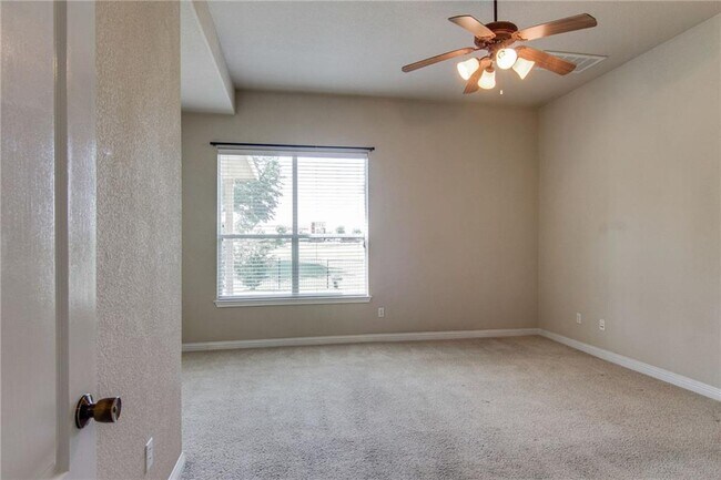 Building Photo - 703 Wood Mesa Ct