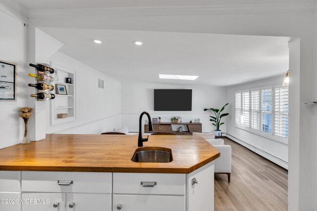 Building Photo - 24 St Nicholas Pl