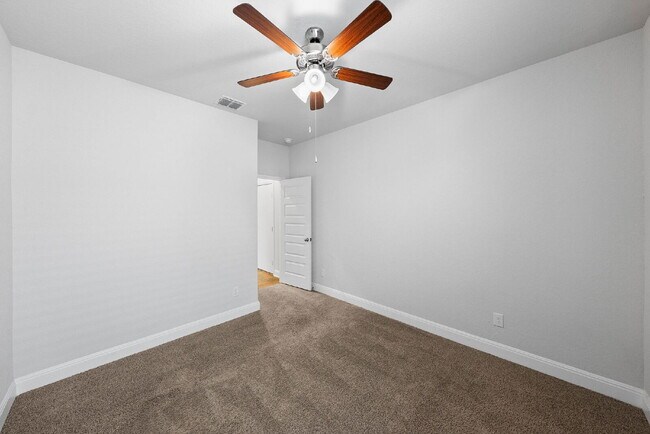 Building Photo - Inviting Comfort & Everyday Ease – 4 Bed, ...