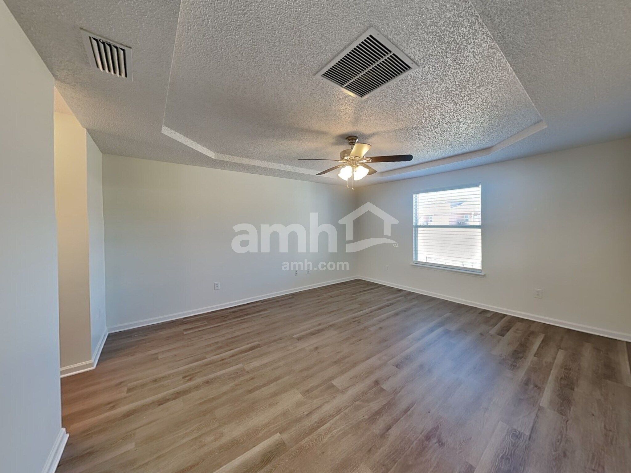 Building Photo - 2739 Ravine Hill Dr