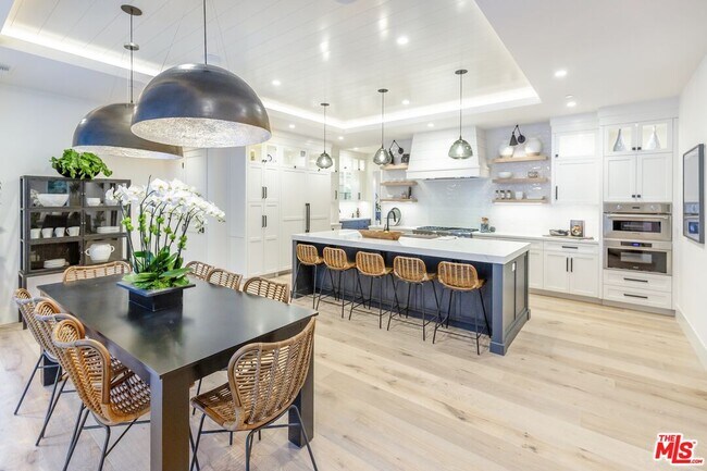 Building Photo - 24277 Dry Canyon Cold Creek Rd