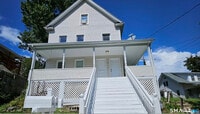 Building Photo - 319 Delavan Ave