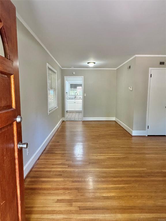 Building Photo - 929 Parkwood Dr