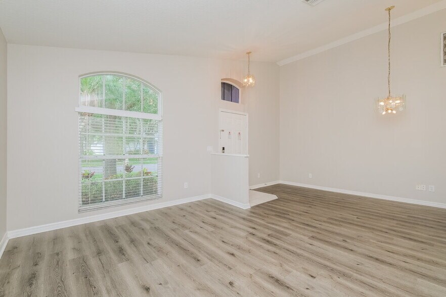 Building Photo - 3824 Briley Loop