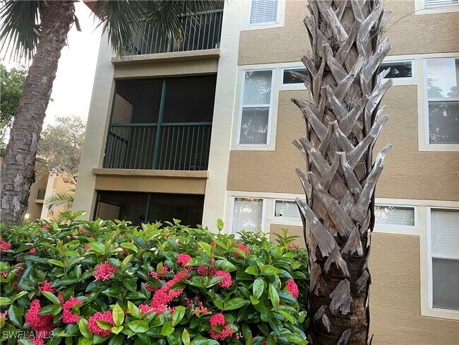 Building Photo - 8940 Colonnades Ct E