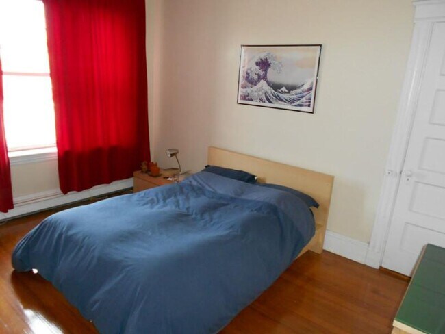 Building Photo - No Brokers Fee, No Security Deposit, Heat, Hot Water Included, Steps from the T Stop