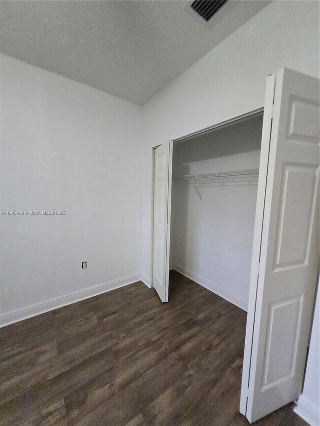 Building Photo - 15088 SW 34th St