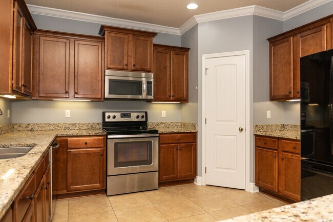 Building Photo - 3366 Wild Hare Ln