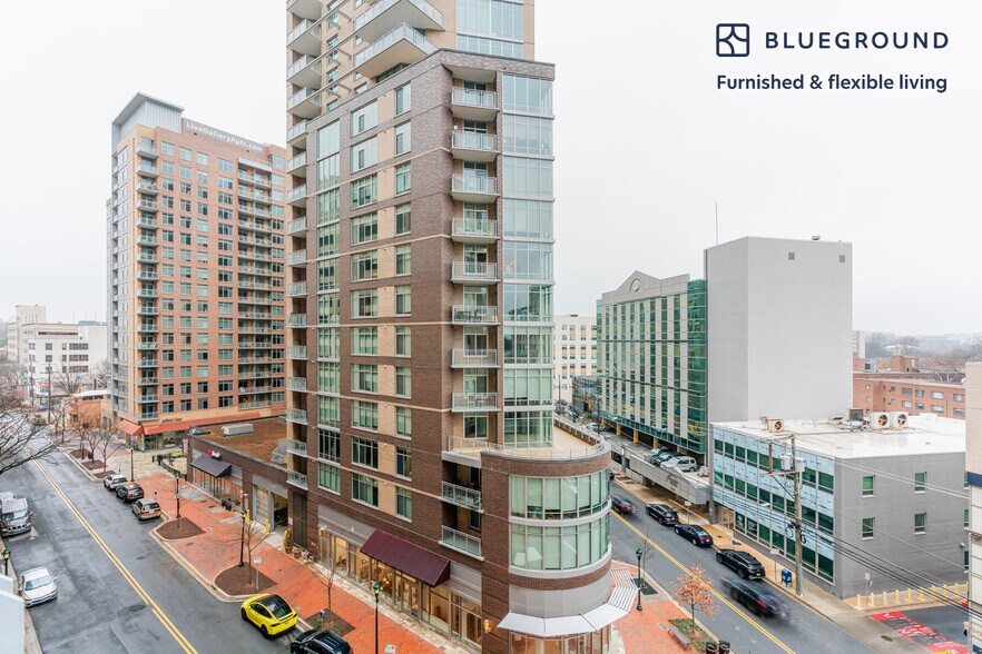 Building Photo - 4835 Cordell Ave