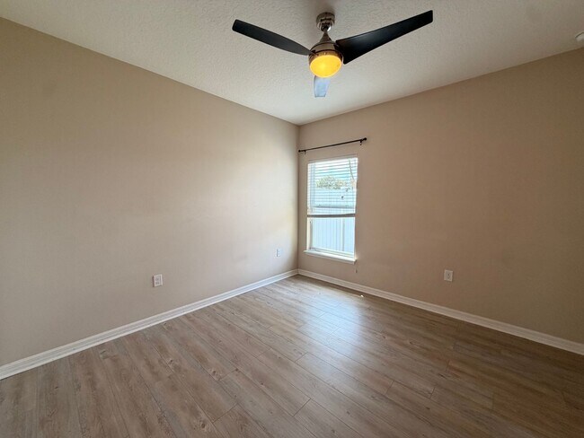 Building Photo - Conveniently Located 3BR Home in Port Orange Plantation