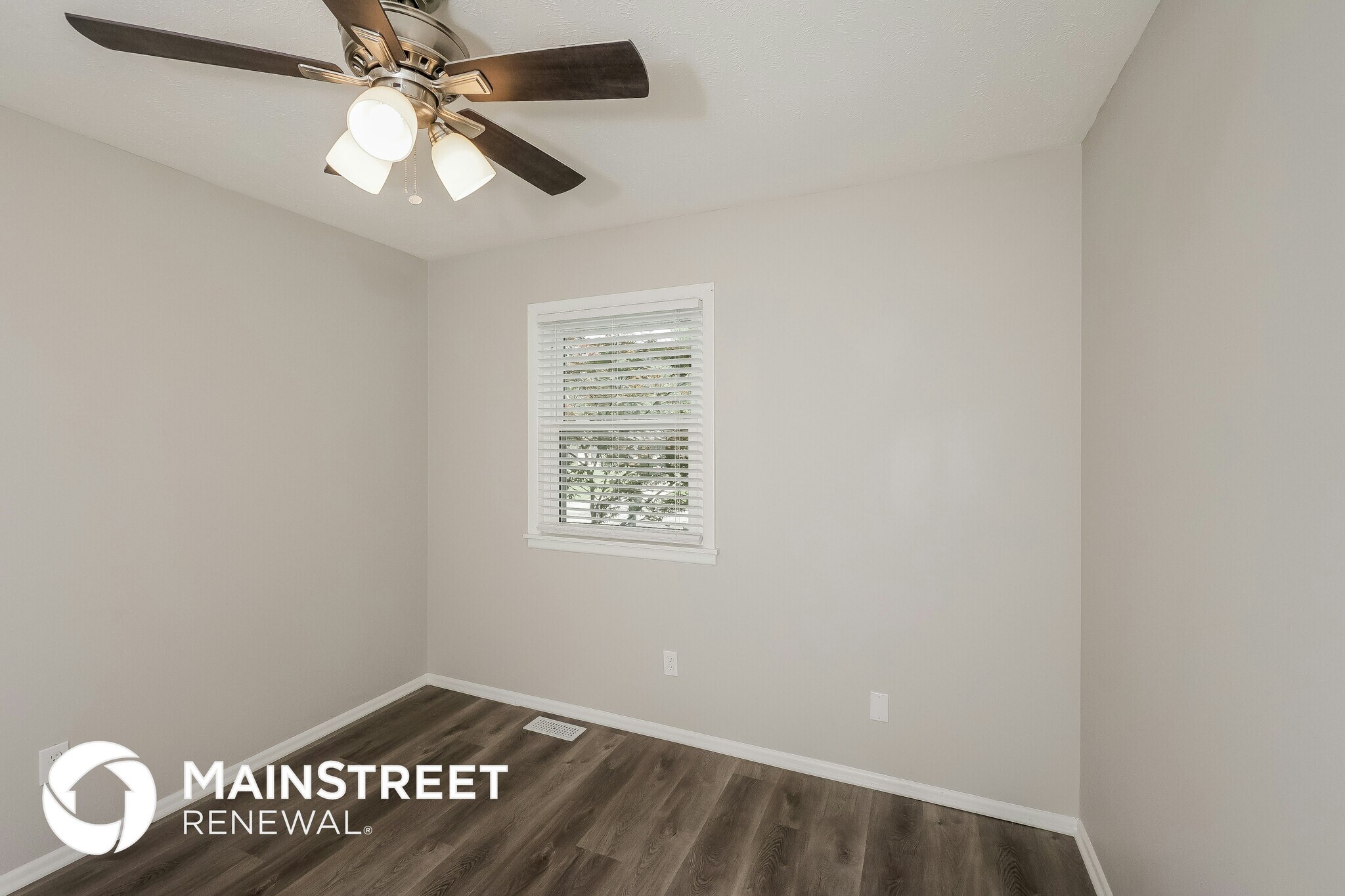 Building Photo - 7415 Hallmark Dr