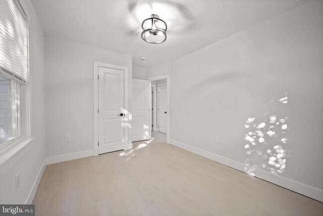 Building Photo - 821 S Woodlynn Rd