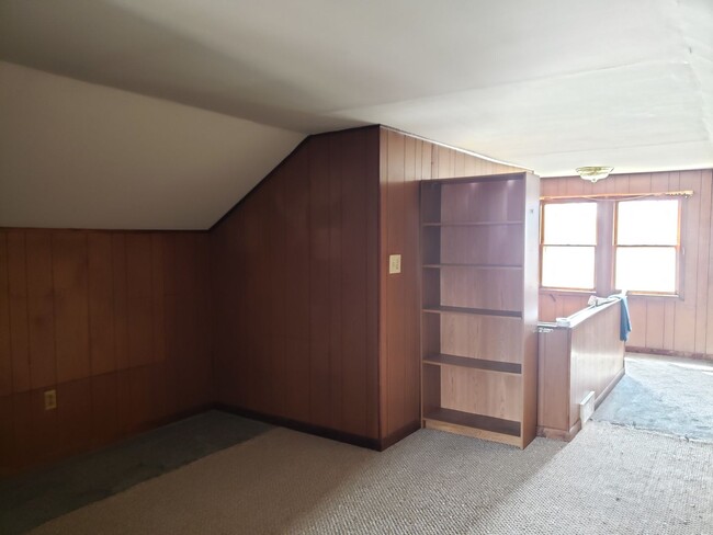 Building Photo - 3 bed 1.5 bath single family home in Wausau