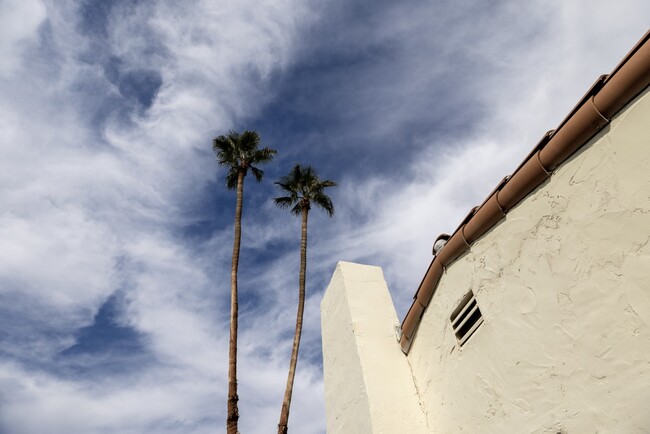 Building Photo - 524 S Calle Ajo