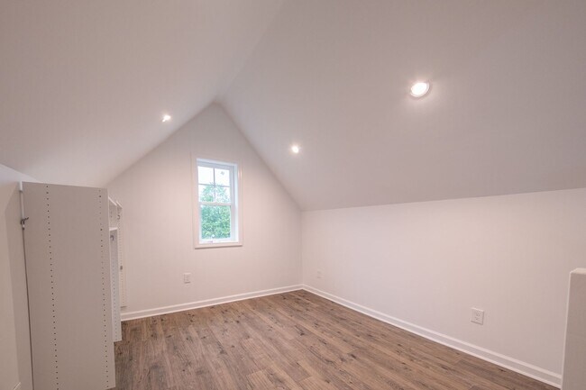Building Photo - Brand New 2 Bed / 1 Bath Home with Loft