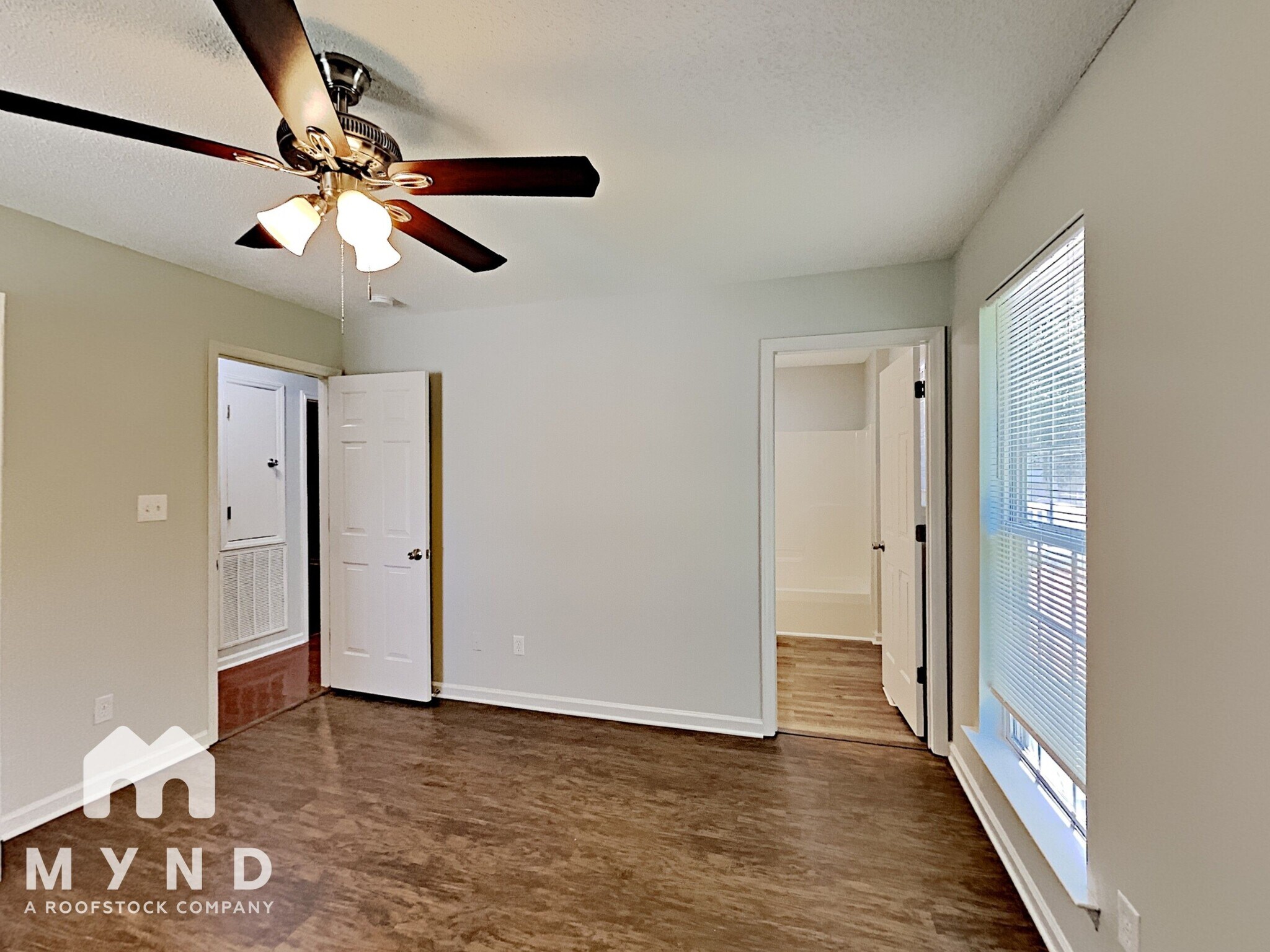 Building Photo - 1518 Lantern Pl