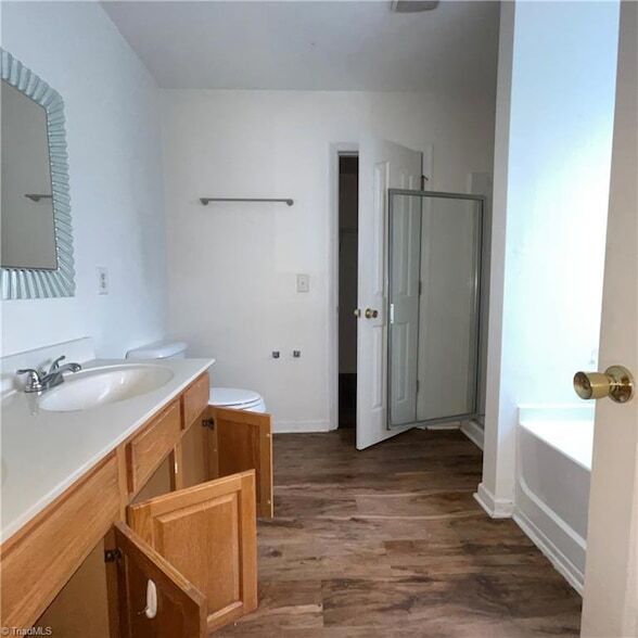 Building Photo - 2133 Rindle Dr